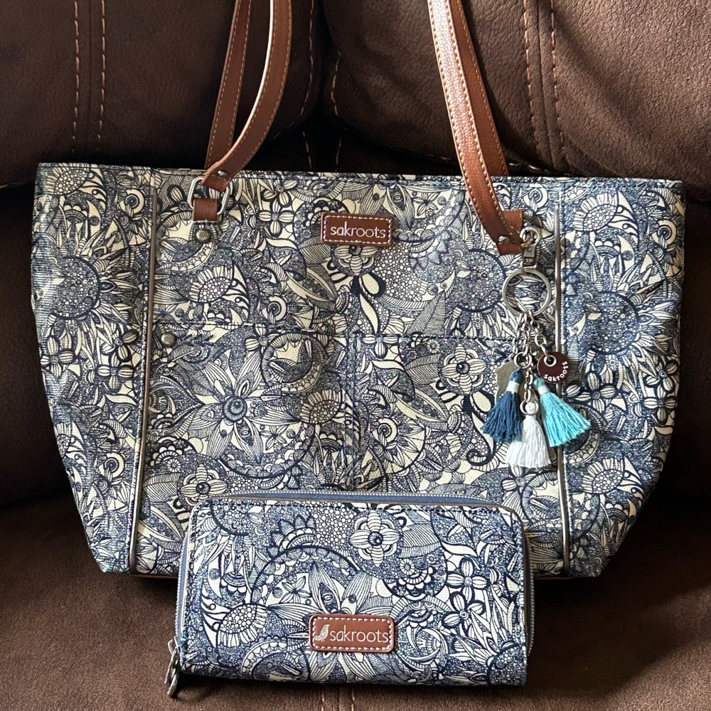 SAKROOTS - Handbag & Wallet - ARTIST CIRCLE: Spirit Desert